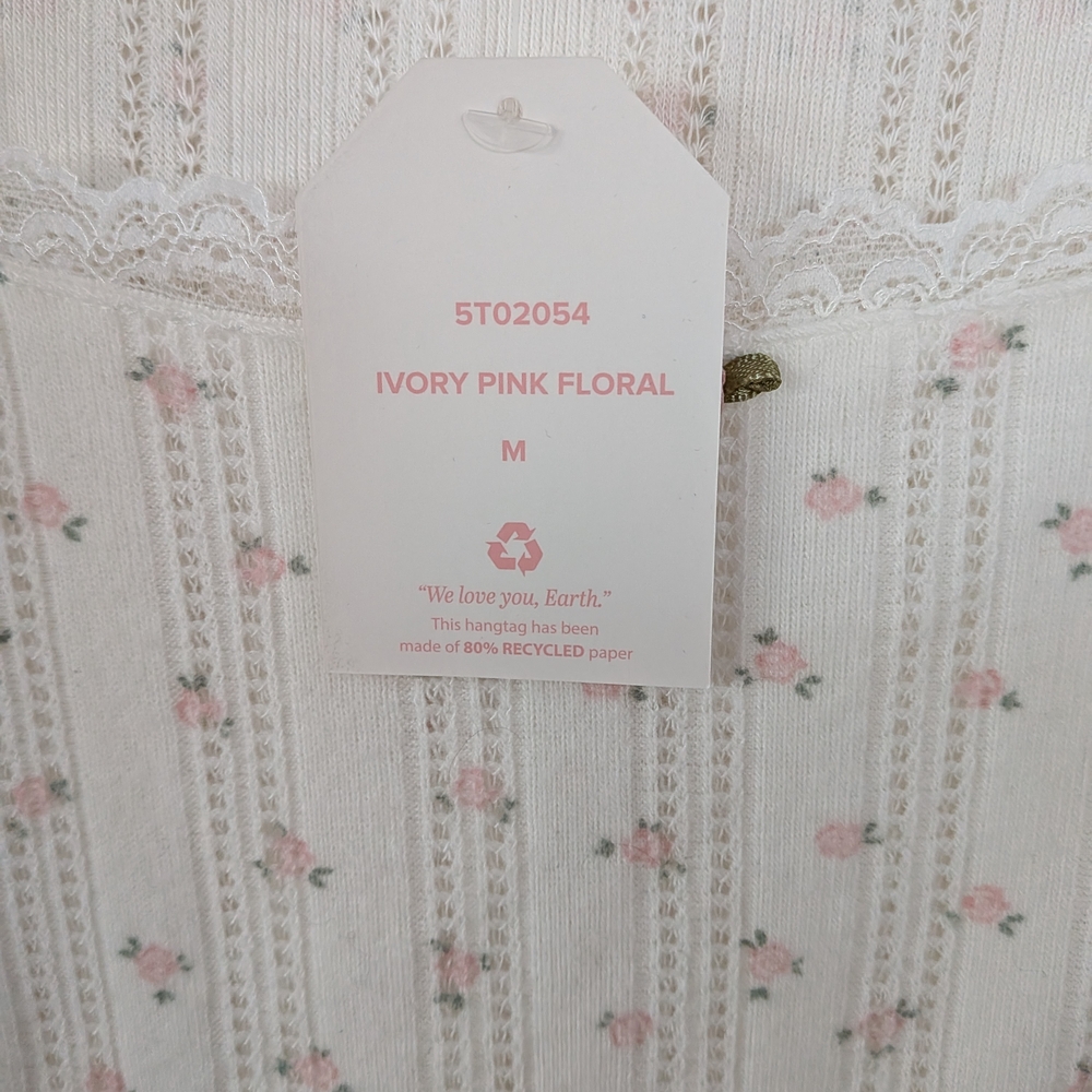 Pink Rose Floral Two-Piece Set with Scrunchie NWT - Picture 5 of 11